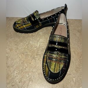 Betsy Johnson Hallie Yellow Plaid Loafers W9